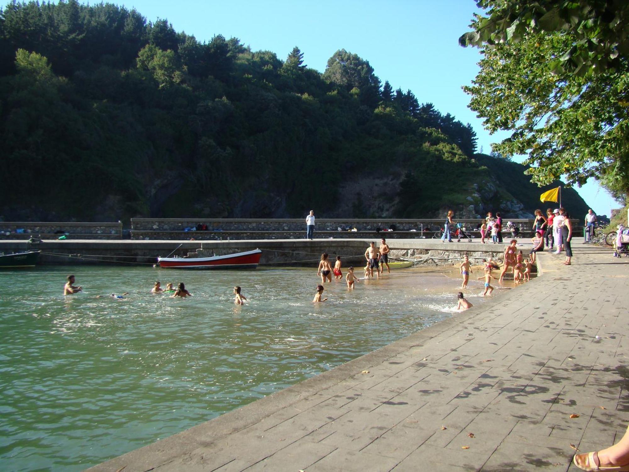 Отель Bekale Эа Экстерьер фото